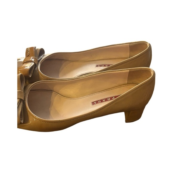 Prada Logo Patent Bow Heels in size 7.5 - Picture 6 of 11